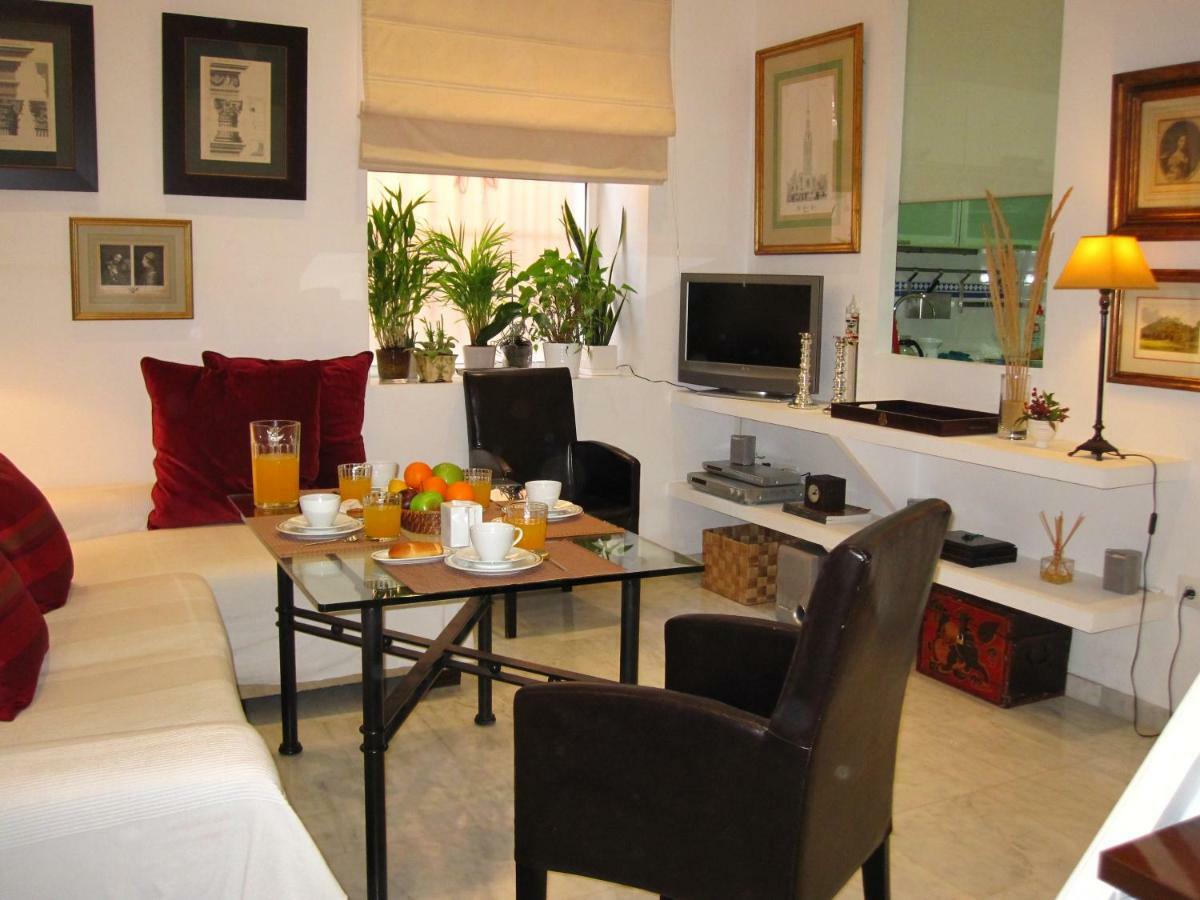 Apartamento En Centro Historico Con Parking Gratis セビリア エクステリア 写真